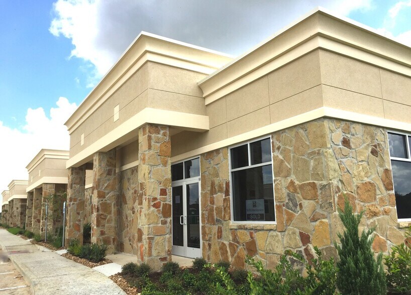 More Photos Of 20008 Champion Forest Dr, Spring Office For Lease