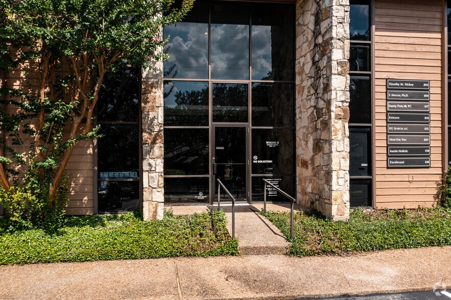 More Photos Of 8500 N MoPac Expy, Austin Office For Sale