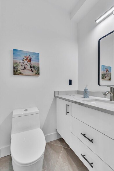 More Photos Of 1103 Fern St NW, Washington Apartments For Sale