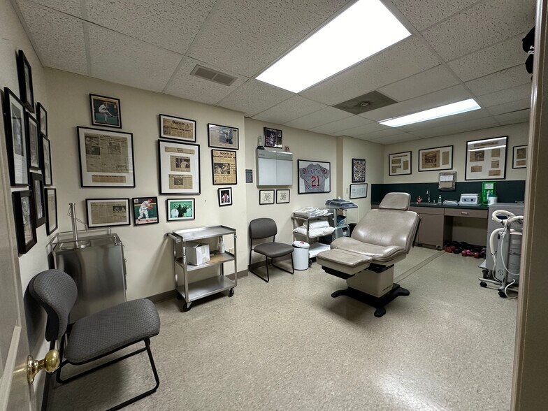 More Photos Of 2501 Silverside Rd, Wilmington Medical For Sale