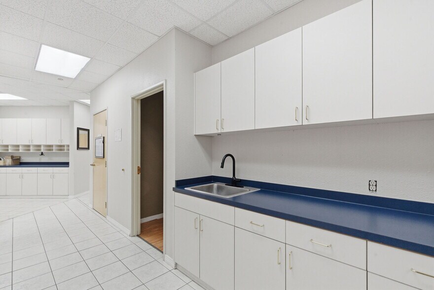 More Photos Of 129 Ranch House rd, Willow Park Specialty For Sale