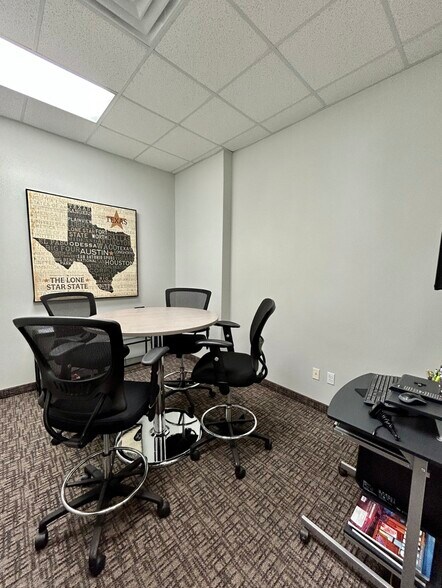 More Photos Of 1241 W Green Oaks Blvd, Arlington Coworking Space