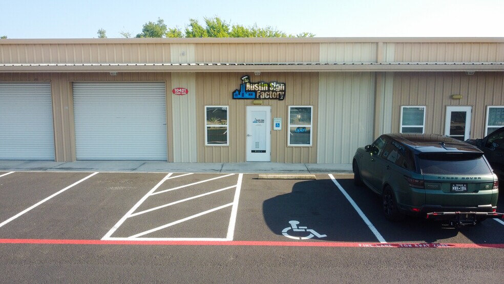 More Photos Of 10421 Old Manchaca Rd, Austin Unknown For Lease