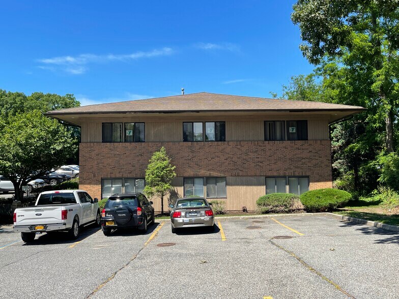 More Photos Of 1150 Portion Rd, Holtsville Medical For Lease