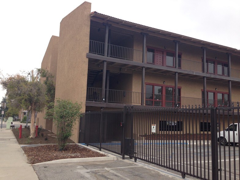 More Photos Of 504 N Mountain View Ave, San Bernardino Medical For Lease