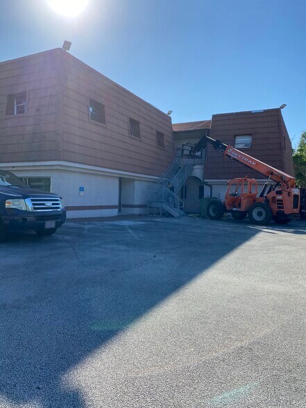 More Photos Of 255 Fortenberry Rd, Merritt Island Medical For Sale