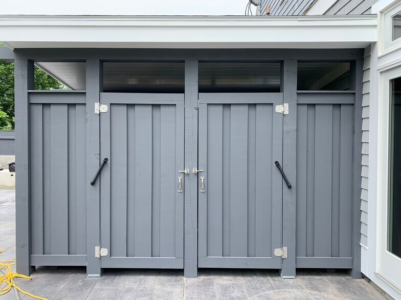 More Photos Of 156 Teaticket Hwy, Falmouth Freestanding For Sale