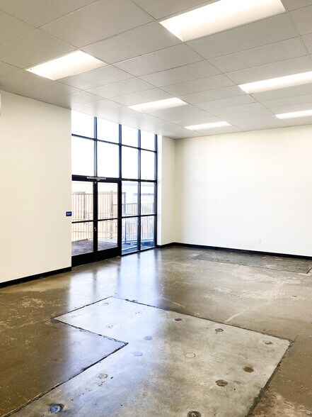 More Photos Of 2316 N San Fernando Rd, Los Angeles Warehouse For Sale