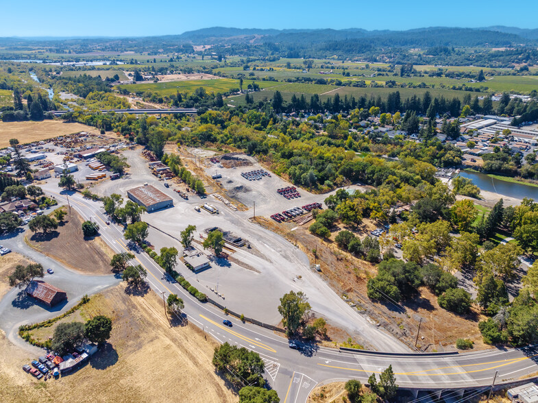 Primary Photo Of 13666 Healdsburg Ave, Healdsburg Warehouse For Lease