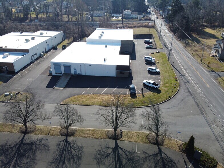 More Photos Of 1615 Bustleton Pike, Feasterville Trevose Warehouse For Lease