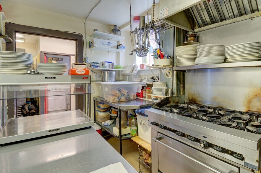 More Photos Of 19-21 W Main St, Johnstown Restaurant For Sale