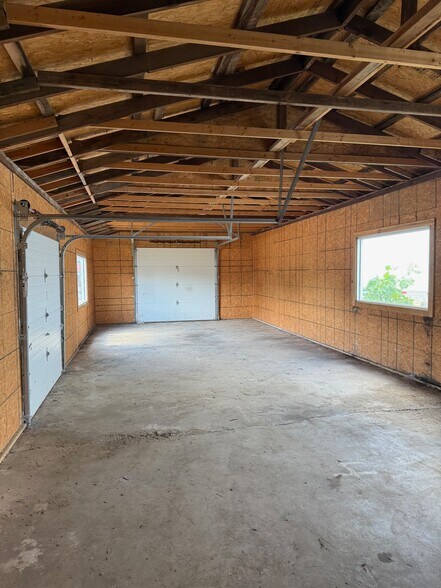 More Photos Of 18 Broadway st, Herrick Flex For Sale