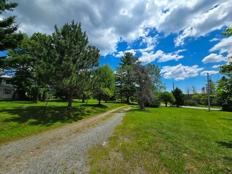 More Photos Of 40 Sparten Hill Rd, Livingston Manor Specialty For Sale