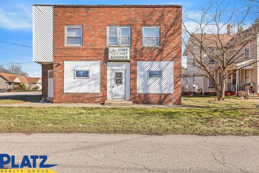 More Photos Of 231 N Center St, Newton Falls Bar For Sale