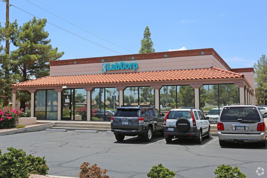 More Photos Of 3280 S Country Club Way, Tempe Unknown For Lease