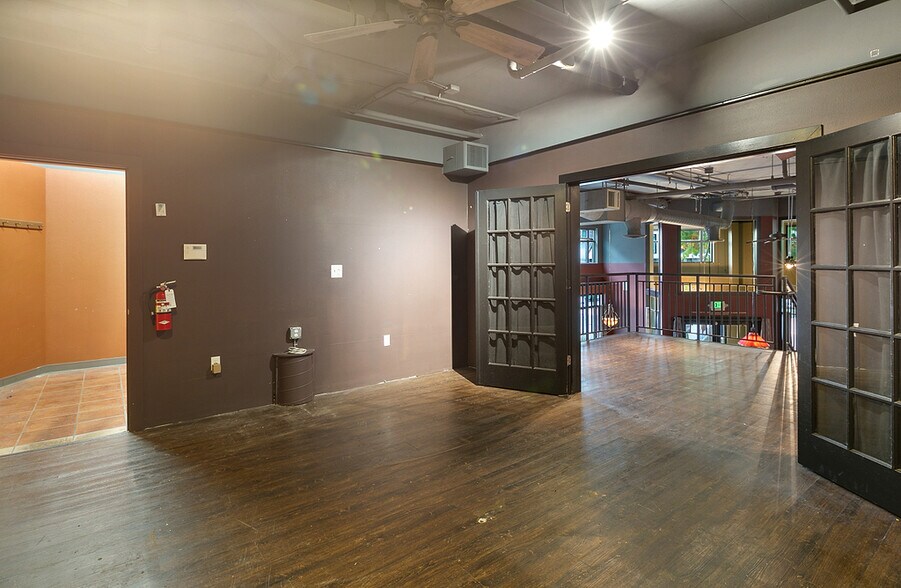 More Photos Of 1545 NW 57th St, Seattle Apartments For Lease