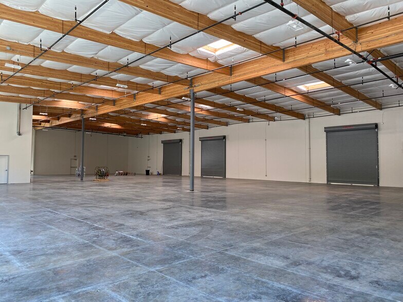 More Photos Of 11201 Sun Center Drive, Rancho Cordova Showroom For Lease