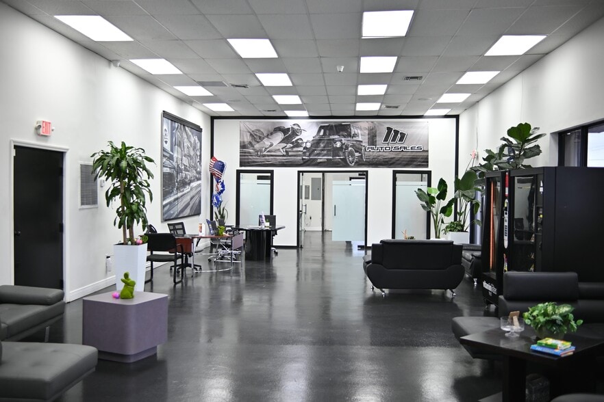 More Photos Of 4200-4250 NW 72nd Ave, Miami Warehouse For Sale