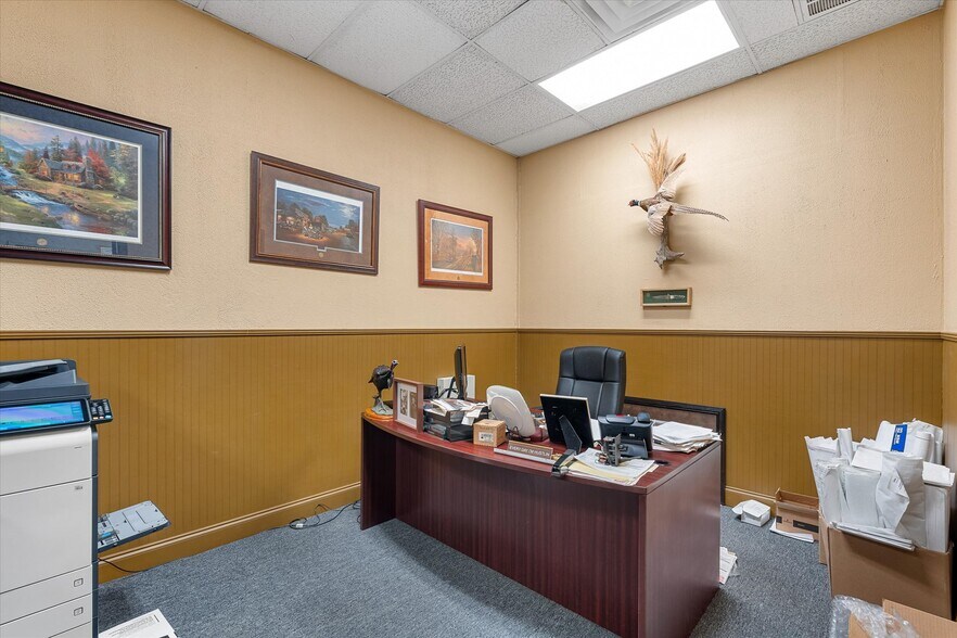 More Photos Of 5904 Financial Plz, Shreveport Industrial For Lease