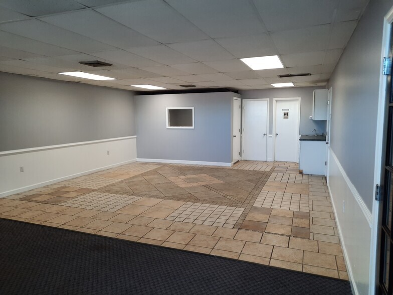 More Photos Of 603 J Clyde Morris Blvd, Newport News Medical For Lease