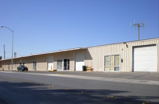 More Photos Of 4675 S Polaris Ave, Las Vegas Warehouse For Lease