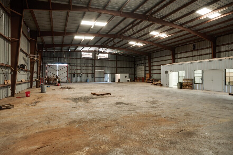 More Photos Of 12150-A US Highway 70 S, Vernon Warehouse For Sale