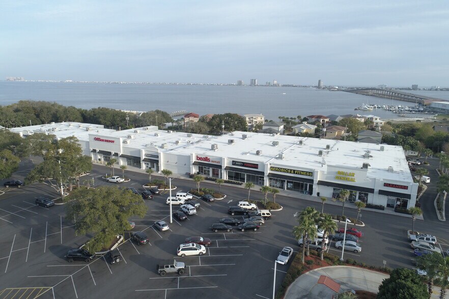 More Photos Of 1143-1153 Gulf Breeze Pky, Gulf Breeze Unknown For Lease