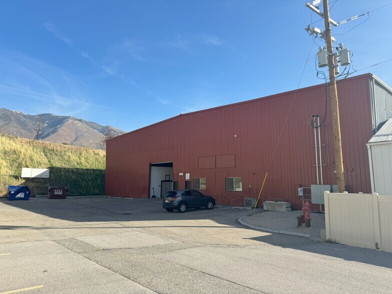 Primary Photo Of 1014 E Draper Pky, Draper Warehouse For Lease