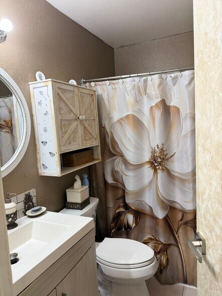 More Photos Of 1821 Hill Ave, Hayward Apartments For Sale