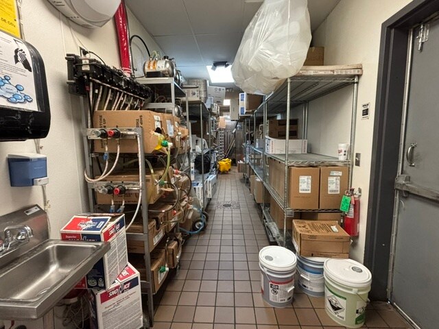 More Photos Of 6629 NW Expressway, Oklahoma City Fast Food For Lease