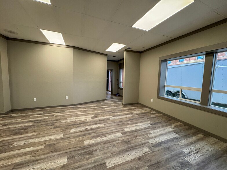 More Photos Of 302 Missouri Ave, Deer Lodge Freestanding For Sale