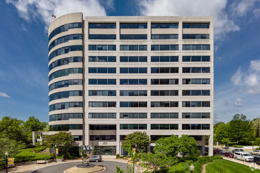 More Photos Of 4601 N Fairfax Dr, Arlington Office For Lease