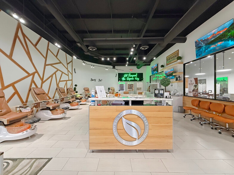 More Photos Of 13044 Grant Rd, Cypress General Retail For Sale