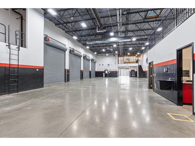 More Photos Of 45949 Rowat Av, Chilliwack Auto Repair For Sale