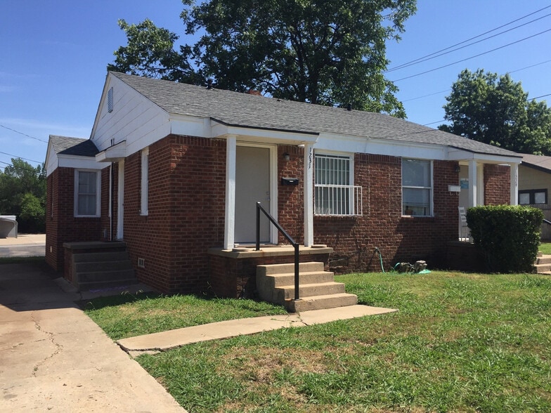 More Photos Of , Oklahoma City Unknown For Sale