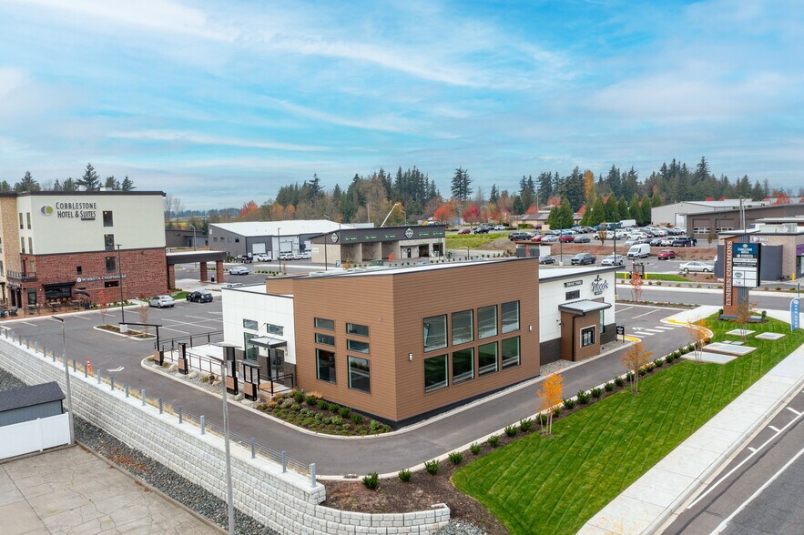 More Photos Of 8151 Guide Meridian Rd, Lynden Restaurant For Lease