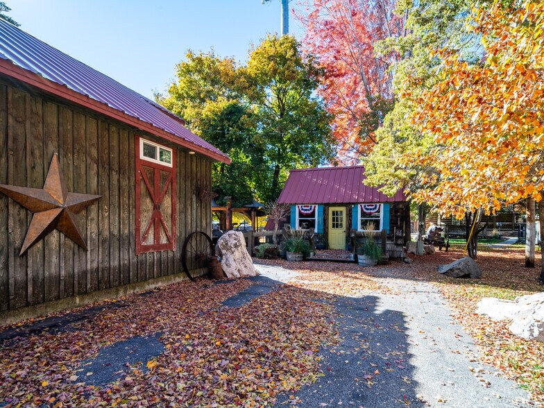 More Photos Of 235 S 7400 E, Huntsville Restaurant For Sale