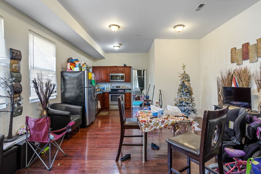 More Photos Of 3301-3303 N 16th St, Philadelphia Apartments For Sale