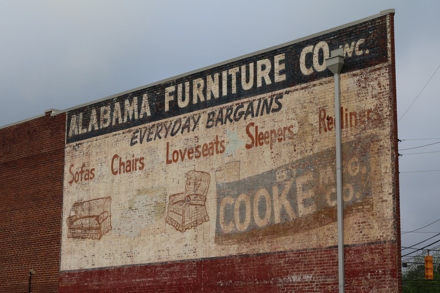 More Photos Of 2200 Glass St, Chattanooga Storefront Retail Residential For Sale