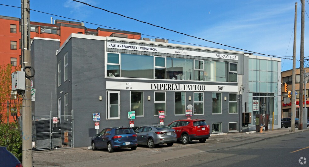 More Photos Of 1269-1271 Dundas St W, Toronto Storefront Retail Office For Lease