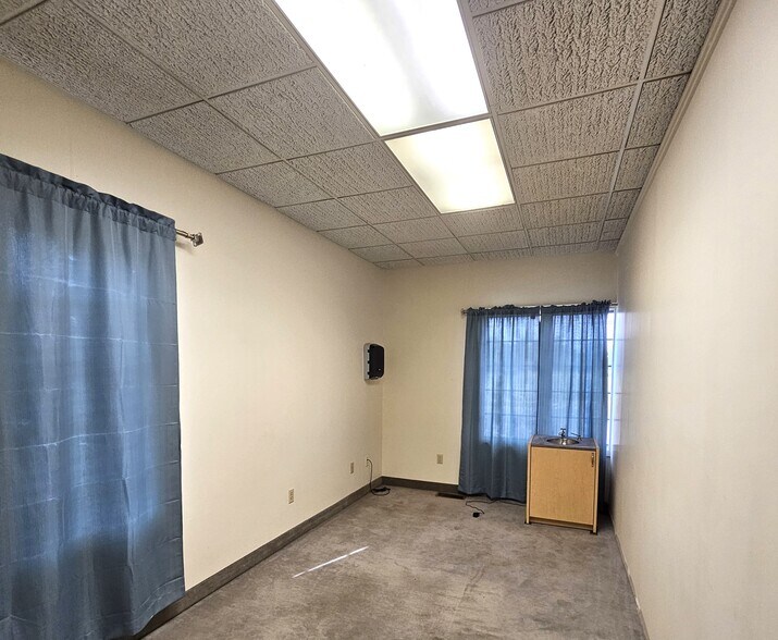 More Photos Of 681 S Broadway, Pennsville Office For Sale