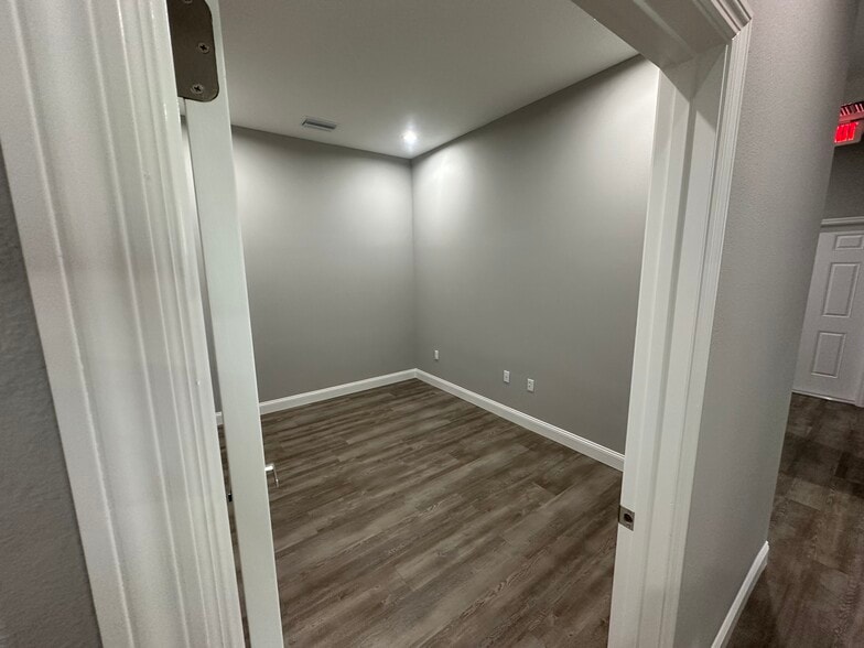 More Photos Of 708 Cactus Ridge Cir, Seffner Medical For Lease
