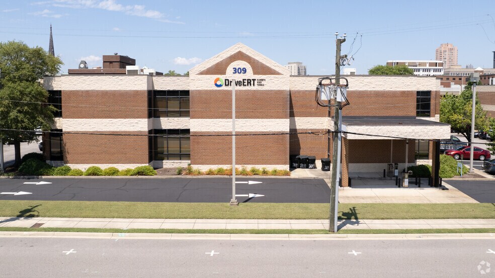 More Photos Of 309 County St, Portsmouth Office For Lease