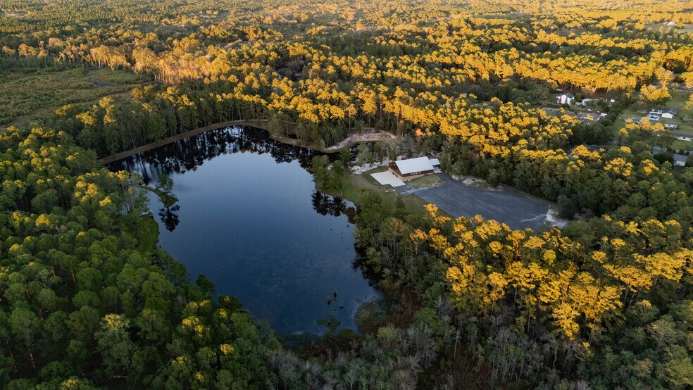 More Photos Of 3817 Central St, Waycross Specialty For Sale