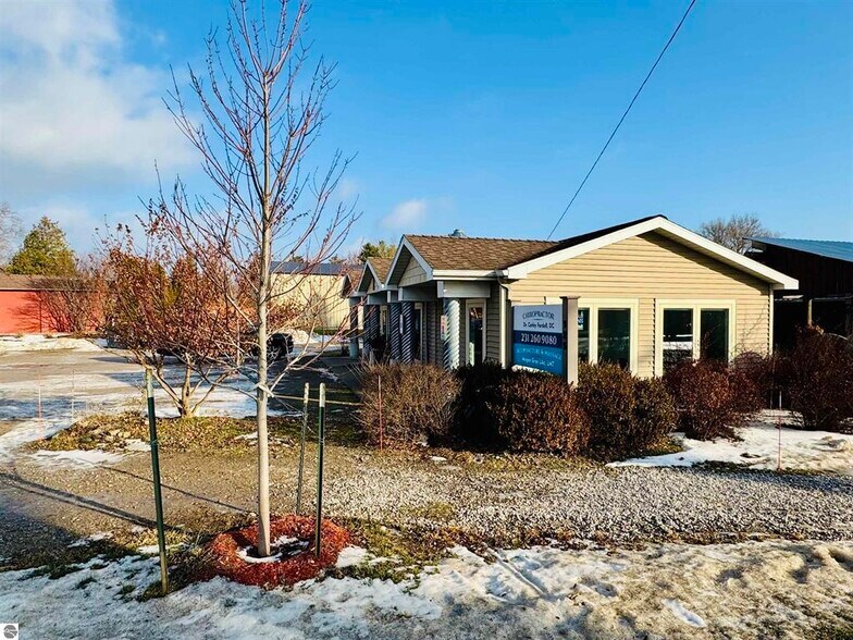 Primary Photo Of 125 Ames St, Elk Rapids Office For Lease
