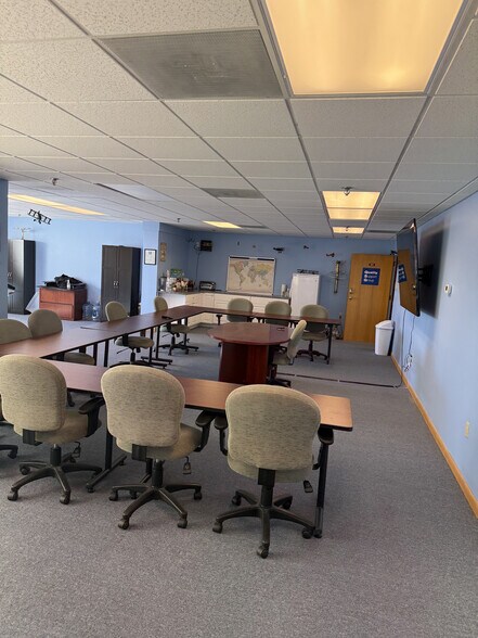 More Photos Of 319 Littleton Rd, Westford Office For Lease
