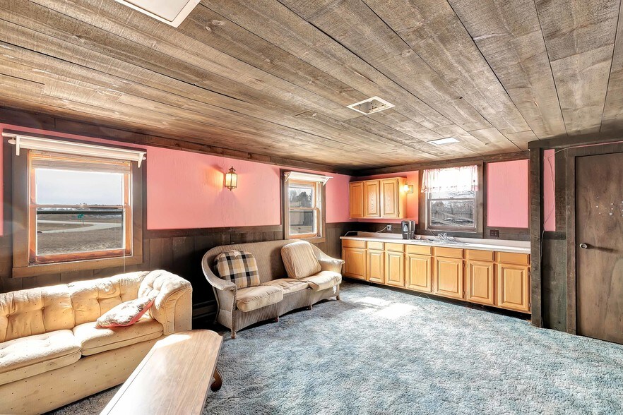 More Photos Of N4175 Alpine Ln, Pound Restaurant For Sale