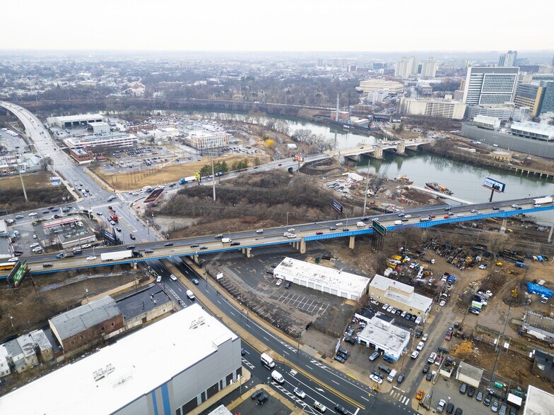 More Photos Of 3111 Grays Ferry Ave, Philadelphia Service For Sale