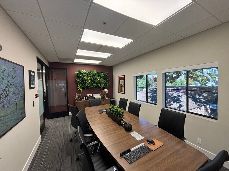 More Photos Of 438 S Murphy Ave, Sunnyvale Medical For Lease