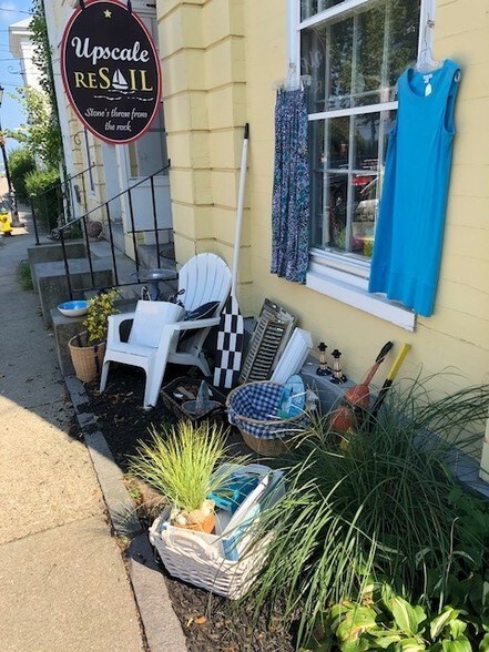 More Photos Of 29-31 North St, Plymouth General Retail For Lease